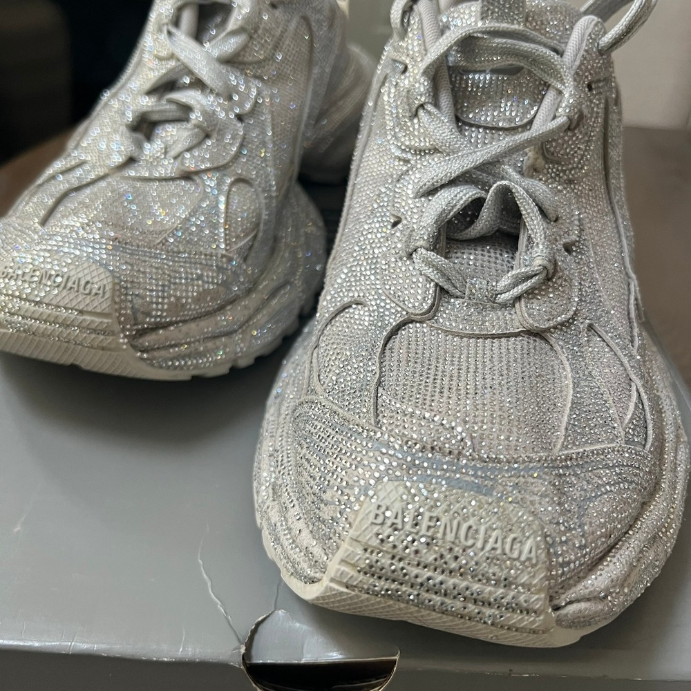 Balenciaga 3xl Sneakers - Picture 6 of 10